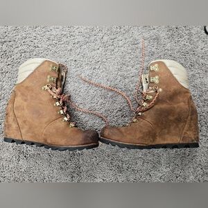 Sorel Womens 9.5 Conquest Hidden‎ Wedge Leather Winter Snow Boots Brown Lace Up